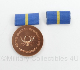 DDR NVA medaille Für treue Dienste bei der Deutschen Post im bronze in doosje - origineel