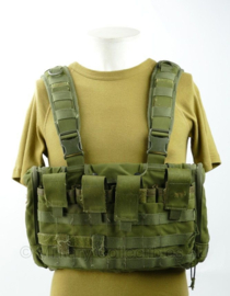 TT Tasmanian Tiger TT Chest Rig MK2 MOLLE chest rig - verstelbare maat - gedragen - origineel