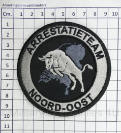Arrestatieteam Noord-Oost embleem Black and Grey met klittenband - diameter 9 cm