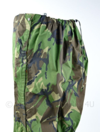 Zeldzame Berghaus Goretex regenbroek DPM camo - maat Large - origineel