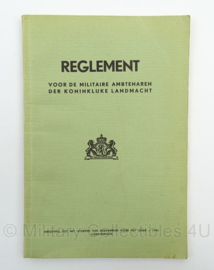Reglement voor de Militaire Ambtenaren der Koninklijke Landmacht - 1950 - afmeting 13 x 18 cm - origineel
