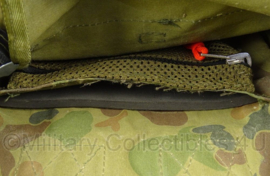 Australian Army backpack Auscam rugzak met zijtassen - met embleem - jelly bean camo - 35 x 55 x 25 cm - gebruikt - origineel