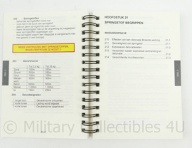 Handboek HB 5-195 Infanteriepionier - 14½ x 11 x 1½ cm - origineel