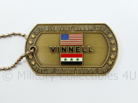 Zeldzame US Army  sleutelhanger Operation Iraqi Freedom Vinnel - Juli 2003 - June 2004 - 6 x 3 cm - origineel