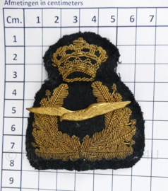 Klu Luchtmacht officiers pet embleem - 8 x 6,5 cm - origineel