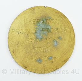 UN VN United Nations metalen insigne operation Provide Promise 1993 Croatia UNPROFOR - 7  cm. diameter - origineel