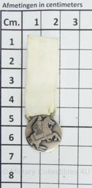 Mini Medaille set Orde Luxemburg March  -  origineel