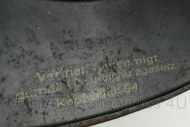 WO2 Duitse Luftschutz helm met originele verf, liner en decal - origineel