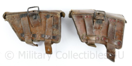 Oostenrijks WO2 Steyr paar patroon tassen  - bruin leer - gedateerd 1930 & 1939 - 18 x 10 x 5 cm - origineel