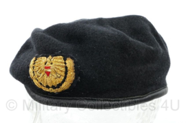 Oostenrijkse leger baret met insigne - maat 58 - gedragen - origineel