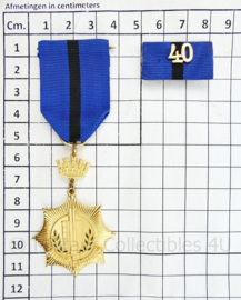 Gemeentepolitie Amsterdam 40 jaar trouwe dienst medaille en baton - 11 x 3.5 cm - origineel