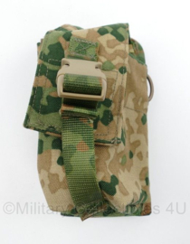 Defensie nieuwste model NFP Multitone MOLLE Small Utility Grenade pouch Sioen (= groter dan standaard Hand Grenade pouch) - 8 x 7 x 17 cm - nieuw - origineel