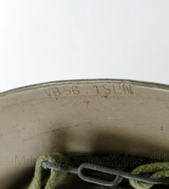 Nederlandse BB helm met lederen nekflap voor de Brandweer VB 1956 - maat 58 - origineel