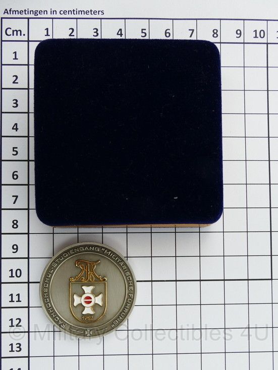 Oostenrijkse leger Fachhochschule Studiengang Militarische Fuhrung coin met doosje - origineel