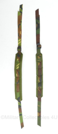 Defensie rugzak draagbanden voor zijtassen woodland per paar -  nieuw - origineel