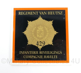 Defensie Regiment van Heutsz 429 Infanterie Beveiligings Compagnie Havelte wandbord - 15 x 15 cm - origineel