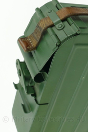 Joegoslavische PKM ammo box Aluminium munitiekist voor 100 stuks PKM munitie - 27 x 14½ x 8½ cm - origineel