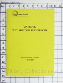 MVD Ministerie van Defensie zakboek Wet Militair Tuchtrecht MP 11-55A - 14,5 x 10 cm - origineel