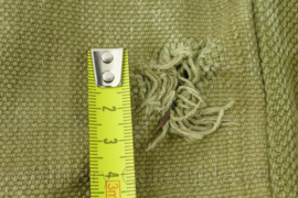 WO2 Britse largepack met draagriem - 40 x 32 x 10 cm - origineel