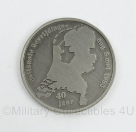 Coin 40 jaar Nationale Bevrijding 5 mei 1985 - diameter 5 cm - origineel