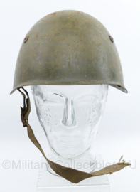 Italiaanse M33 helm - origineel naoorlogs