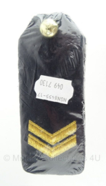 Korps Mariniers schouder epauletten "Korporaal" met knoop - nieuw in verpakking - origineel
