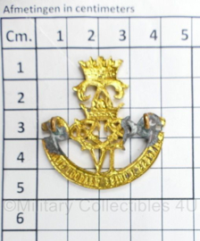 WW2 British cap badge Princess Louise Fusiliers -  4,5 x 4 cm -  origineel