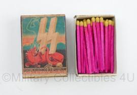 WO2 Duits luciferdoosje van echt hout - Waffen SS Ersatzkommando der Waffen SS Brussel - 6 x 4 cm