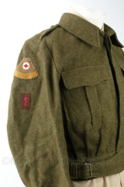 MVO uniform jas Rode Kruis Arts 1943  - maat 50 - origineel