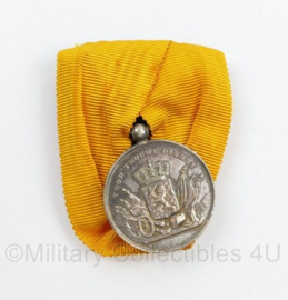 Defensie Juliana periode Trouwe dienst Medaille in zilver  - 5,5 x 4 cm - origineel