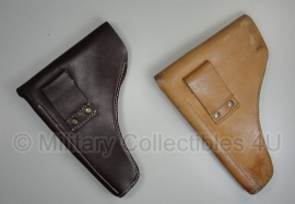 M57 leger holster - echt leder - alleen nog donkerbruin - origineel