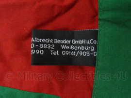 KL Landmacht halssjaal 42e Regiment Limburgse Jagers - afmeting 34 x 23 cm - origineel