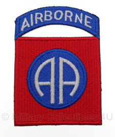 WO2 US 82nd Airborne Division embleem - cut edge - 8,2 x 5,7 cm
