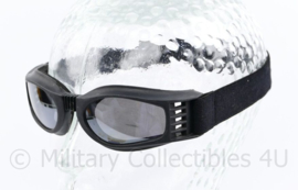 Zwembril ook gebruikt door Korps Mariniers - 4,5 x 7 x 1,5 cm - origineel