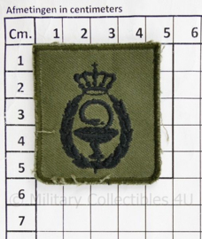 KL Nederlandse leger Hogere Militair-Farmaceutische Bekwaamheid borstembleem - met klittenband - 5 x 5 cm - origineel