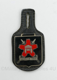 Defensie Seeligkazerne Fundamentum Firmans borsthanger - 8 x 4 cm - origineel