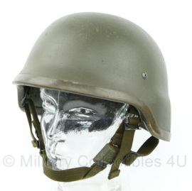 Defensie ballistische composiet helm met custom padded liner 2013 - maat Medium - gedragen - origineel