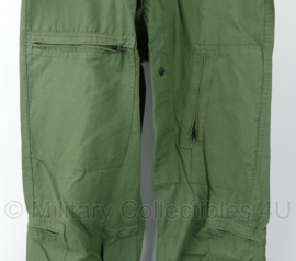 USAF US Airforce en KLU Koninklijke Luchtmacht Coveralls Flyers CWU 27/P Type I Class 1 Sage Green 1590 - size 38R - licht gebruikt - origineel