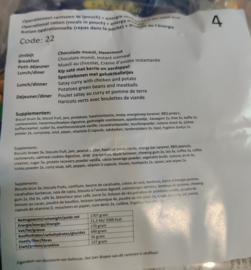 1 doos met 8 zakken Nederlandse leger 24uurs rantsoenen Maaltijd zak 24 Hour Operationeel Rantsoen W + OL + energie module - 8 verschillende menu's! - +/- 5200 kcal - Best Before februari 2025