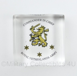 Royal Netherlands Army Commander in Chief bureaudecoratie - 6,5 x 2,5 x 6,5 cm - origineel