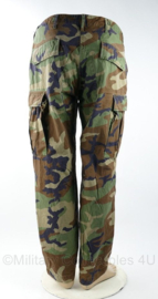 KMARNS Korps Mariniers Woodland Forest camo broek met Permethrine 2018 - maat Medium-Regular - gedragen - origineel