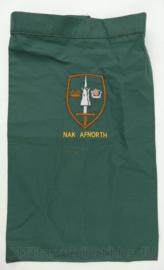Halsdoek NAK AFNORTH NAVO hoofdkwartier Brunssum - groen - 38 x 23½ cm - nieuw - origineel