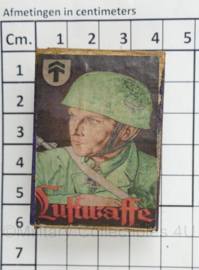 WO2 Duits luciferdoosje van echt hout - Luftwaffe Fallschirmjäger - 6 x 4 cm