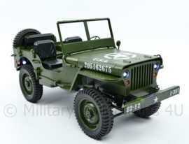 Willys MB WO2 jeep model 1:10 - op afstand bestuurbaar en met verlichting!