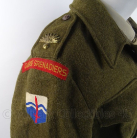 MVO uniform jas "Garde Grenadiers" met embleem "nationaal commando" - maat 48 - origineel