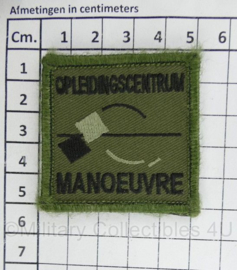 Defensie borst embleem  Opleidingscentrum Manoeuvre - met klittenband - 5 x 5 cm - origineel