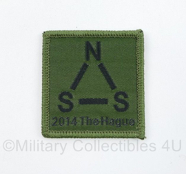 Defensie NSS Nuclear Security Summit 2014 The Hague borstembleem - met klittenband - 5 x 5 cm - origineel