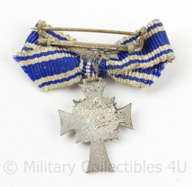 WO2 Duits miniatuur Mutterkreuz im silber met lint - origineel
