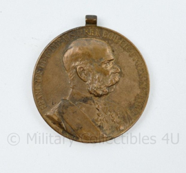 Oostenrijks Hongaarse medaille Wo1 Signum Memoriae Franc.IOS.IDGIMP.AVSTR.REX.BOH.GAL.ILL.ETC.ETAP.REX.HVING  - 4 x 3,5 cm - origineel
