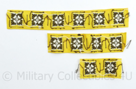 WW2 British shoulder ranks pip Royal Armoured Corps Regiment yellow - per 2, 4 of 6 stuks - origineel